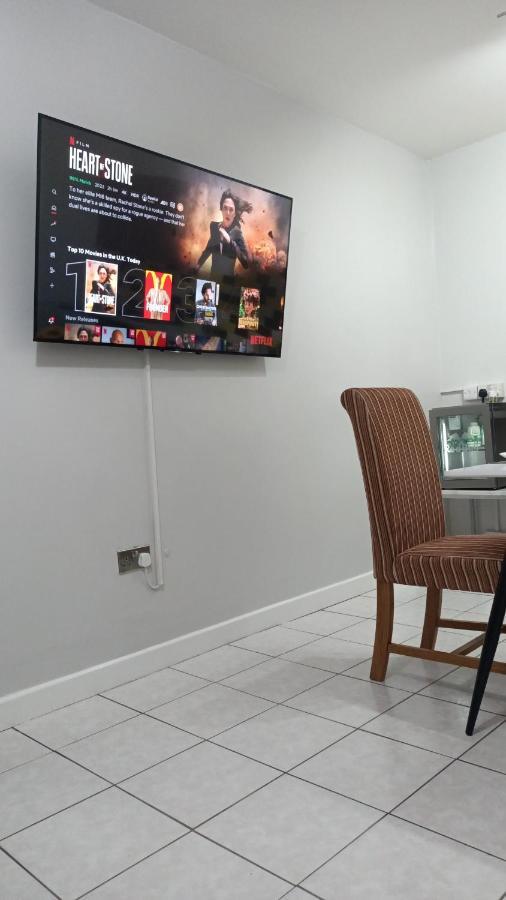Lister Park Bradford Stylish 1Bed Coach House - Quiet & Tranquil Cottage & Parking Eksteriør billede