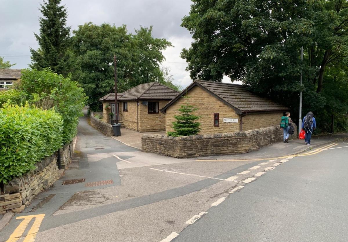 Lister Park Bradford Stylish 1Bed Coach House - Quiet & Tranquil Cottage & Parking Eksteriør billede