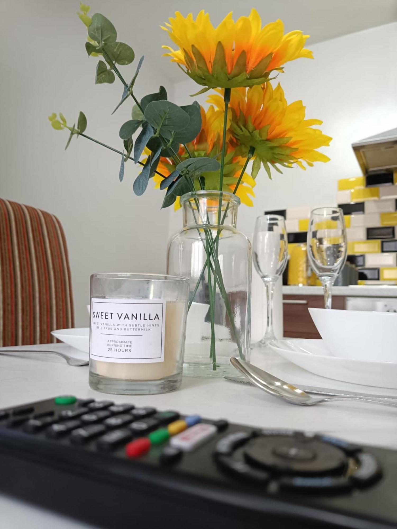 Lister Park Bradford Stylish 1Bed Coach House - Quiet & Tranquil Cottage & Parking Eksteriør billede